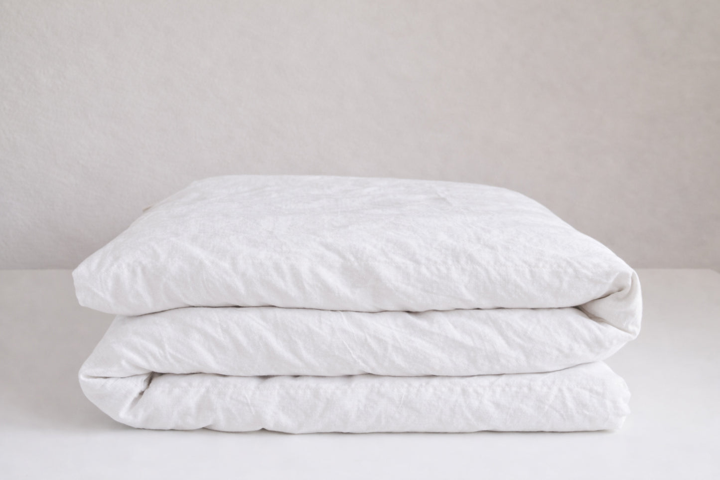 Ivory Shadow Bedding Set
